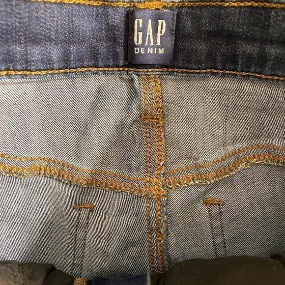 GAP DENIM REGULAR TRUE SKINNY DARK WASH WITH CUT OFF HEM SIZE 27 - Picture 2 of 5